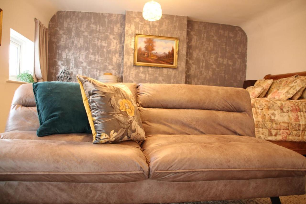 House 1905 - Self Catering Serviced Apartment Tidworth 외부 사진
