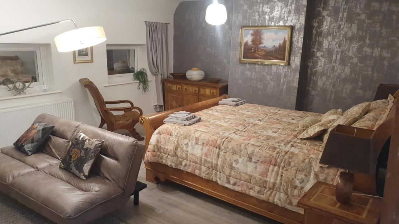 House 1905 - Self Catering Serviced Apartment Tidworth 외부 사진