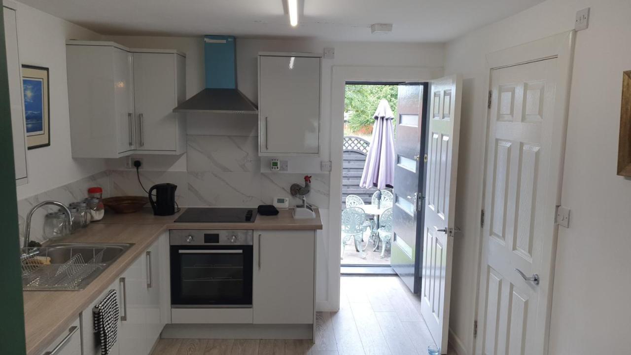 House 1905 - Self Catering Serviced Apartment Tidworth 외부 사진