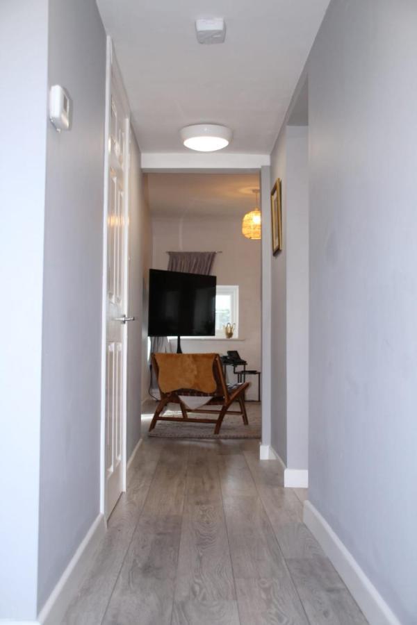 House 1905 - Self Catering Serviced Apartment Tidworth 외부 사진