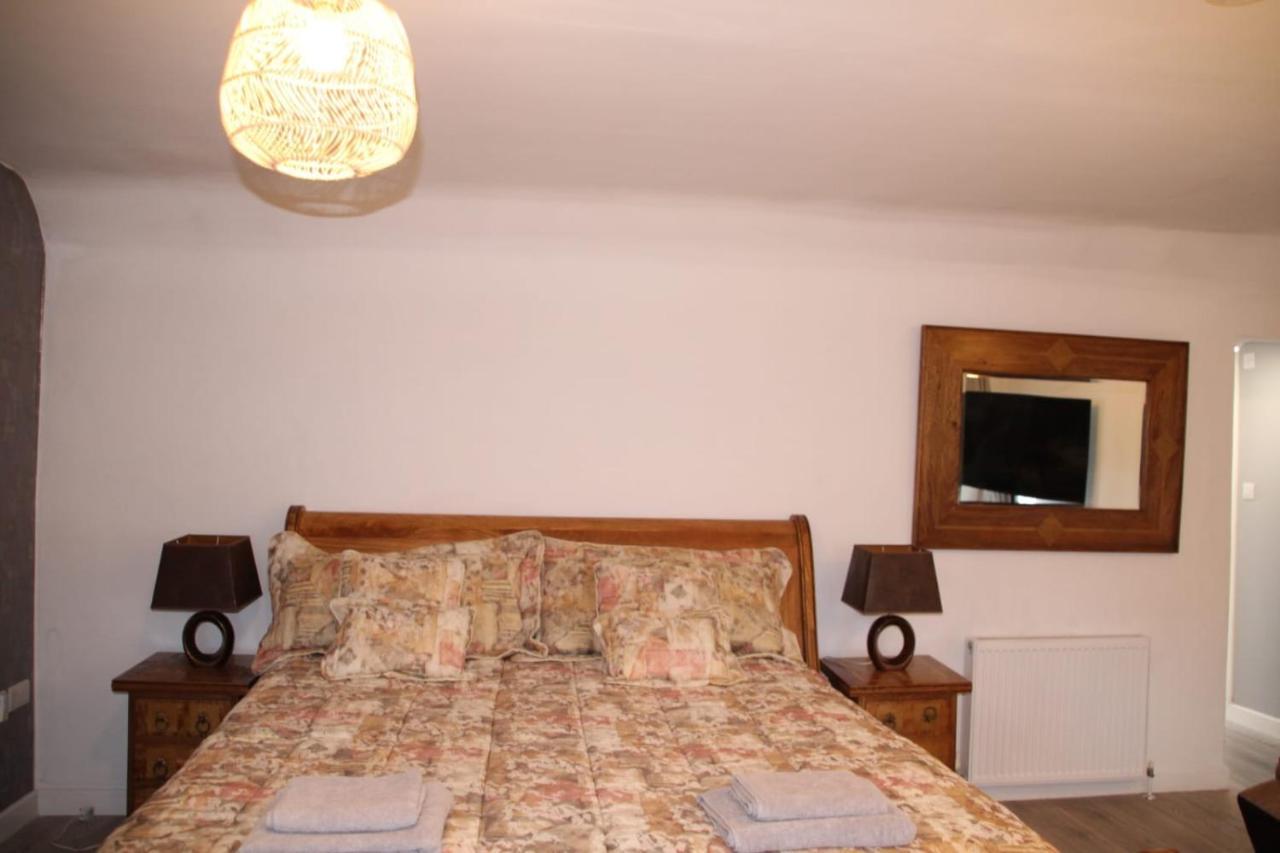 House 1905 - Self Catering Serviced Apartment Tidworth 외부 사진