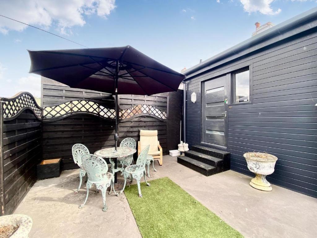 House 1905 - Self Catering Serviced Apartment Tidworth 외부 사진