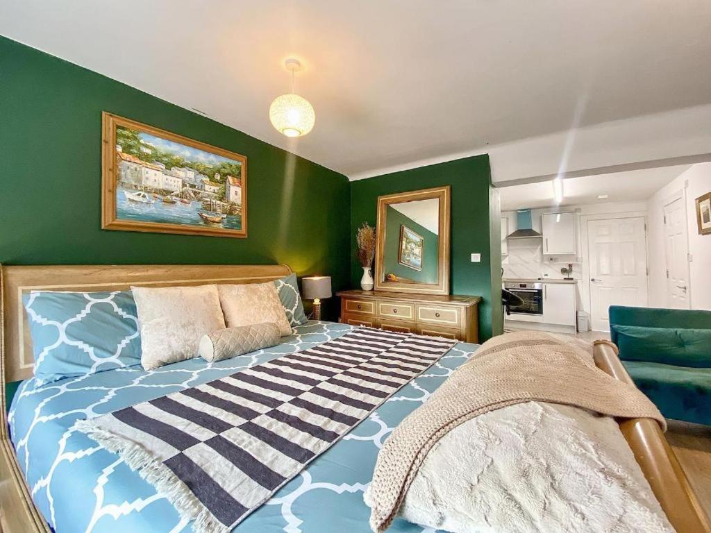 House 1905 - Self Catering Serviced Apartment Tidworth 외부 사진